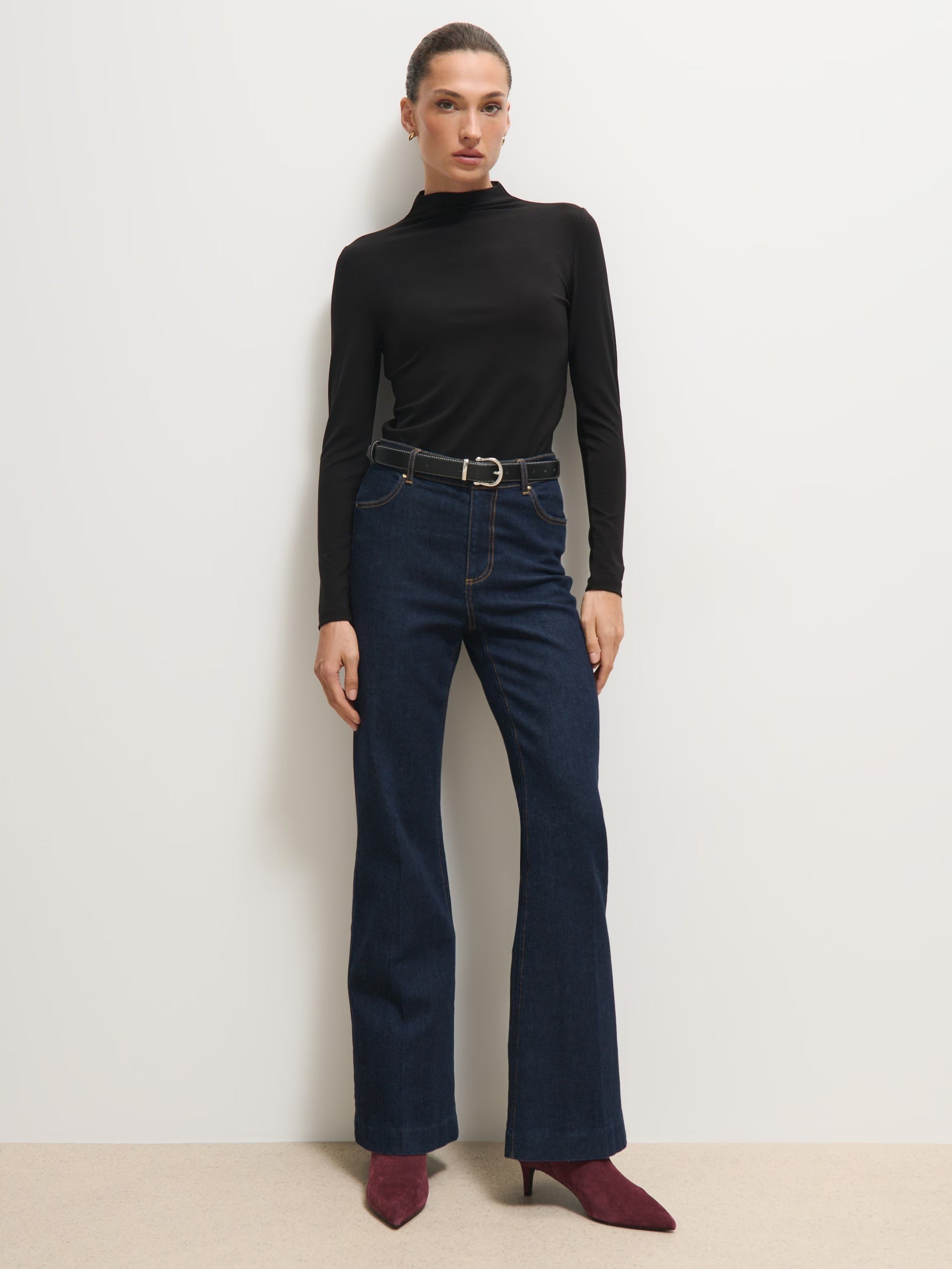 Svart högkragad topp med stretch