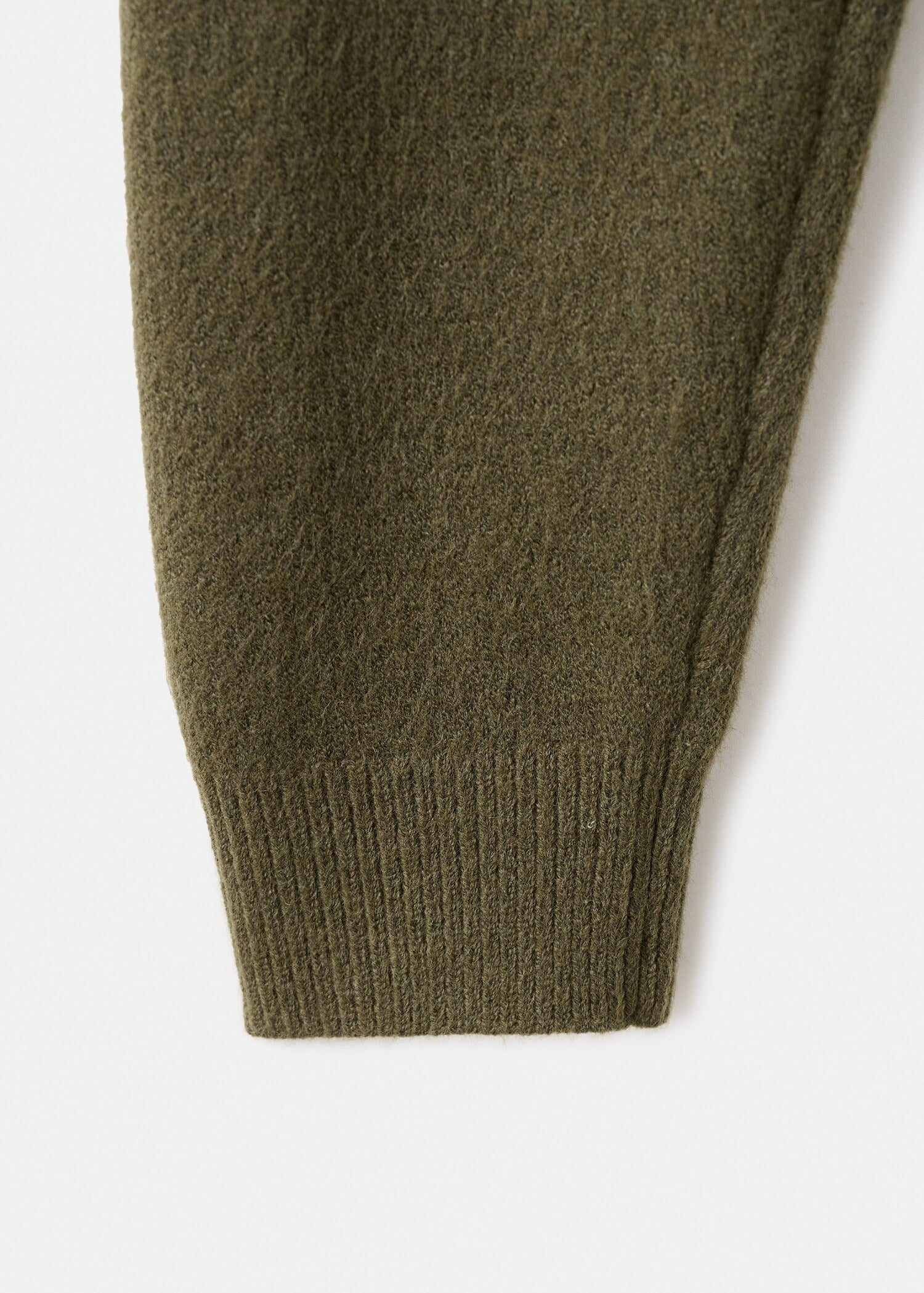 imgi 237 17096345 37 D0