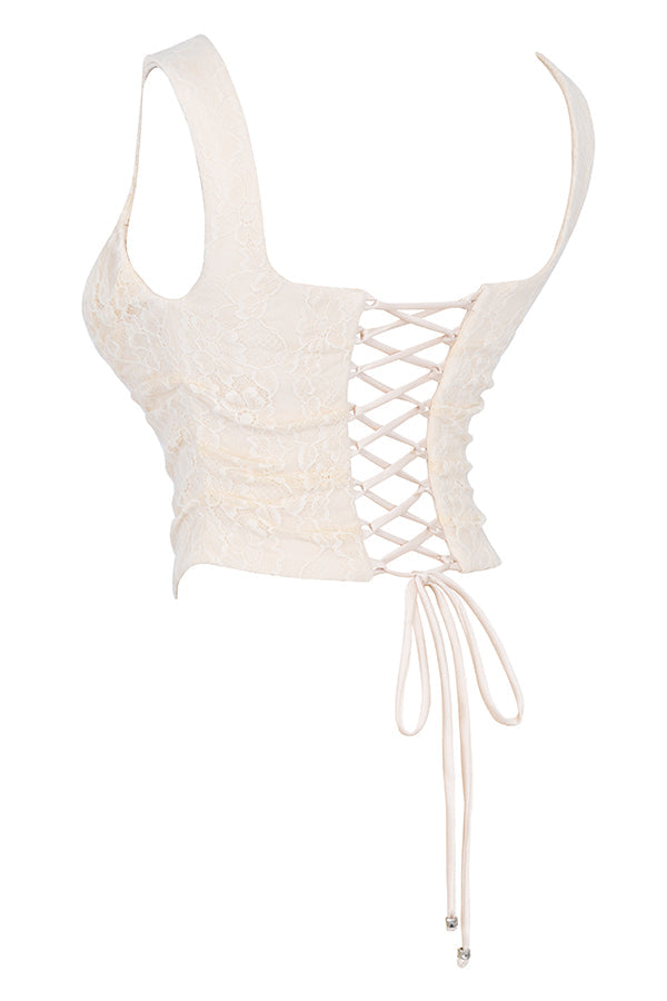 Krämfärgad korsett och lång transparent elegant kjol