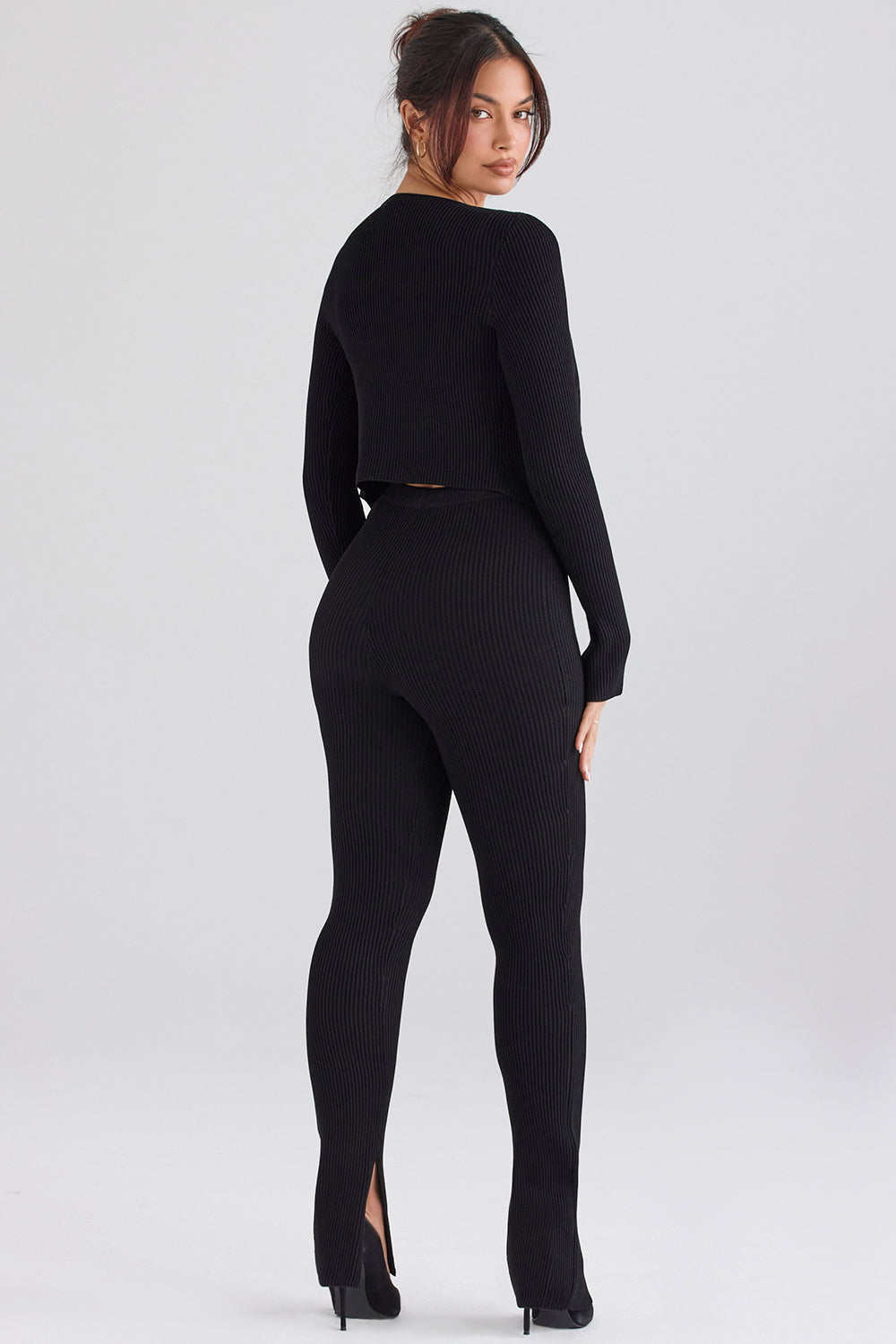 Knitted blouse with narrow pants