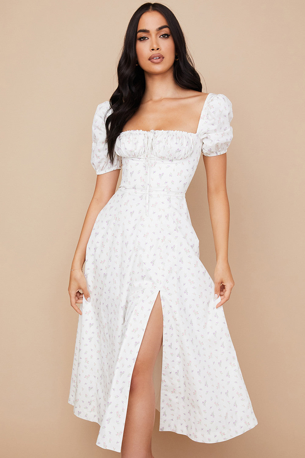 Medium sundress med blommiga puffärmar